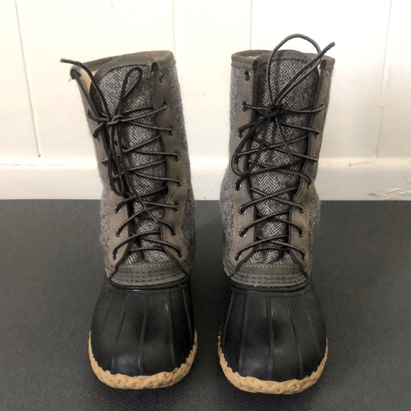 L.L. Bean Winter Bean Fur Lined Boots - Picture 1 of 12